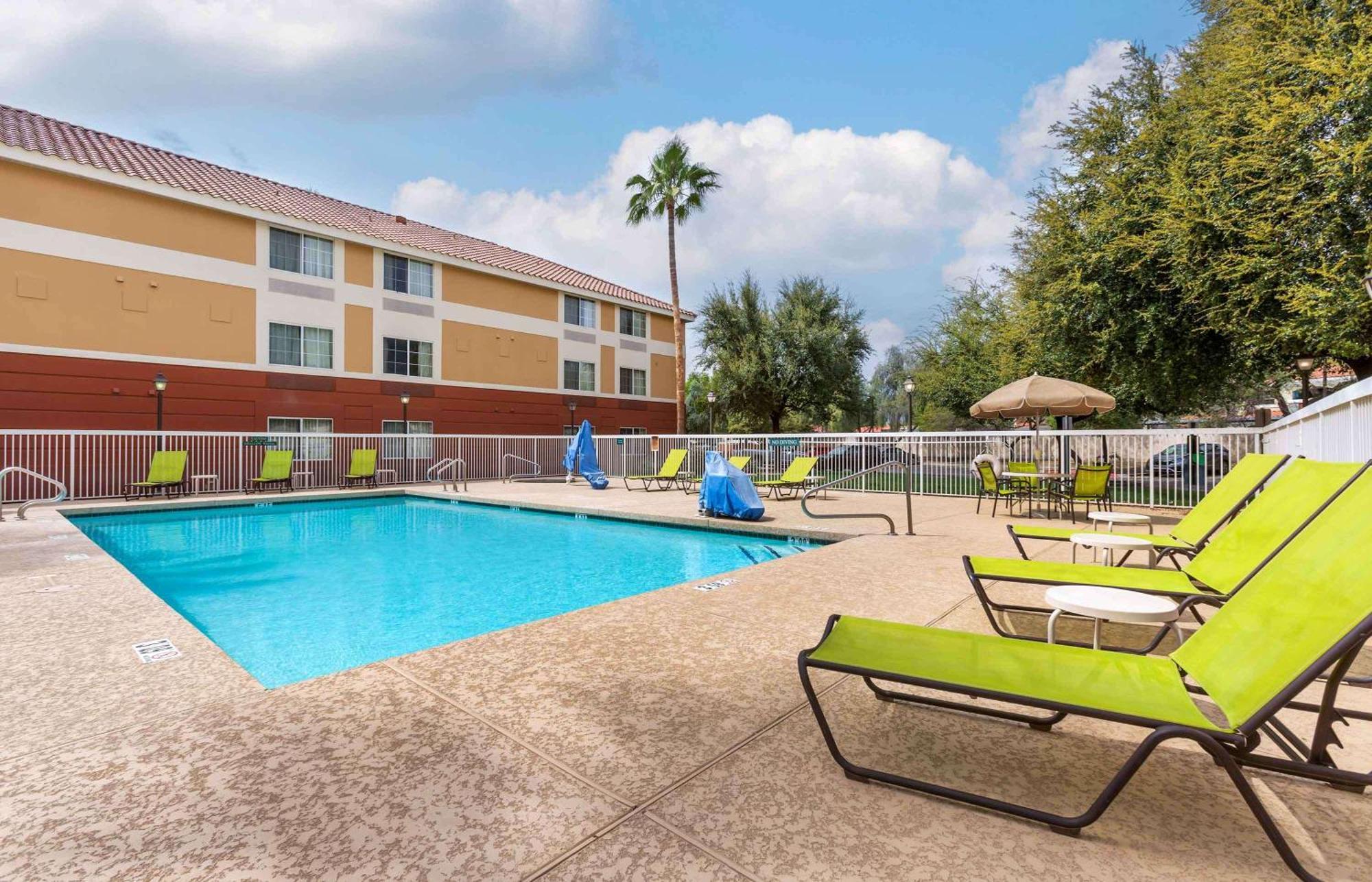 Extended Stay America Suites - Phoenix - Σκότσντεϊλ Εξωτερικό φωτογραφία